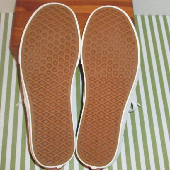 Cheetah Vans - Off the Wall - Picture 9 of 16